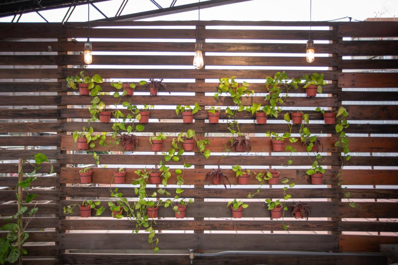 Corner Hostel & Cafe Đài Bắc Ngoại thất bức ảnh